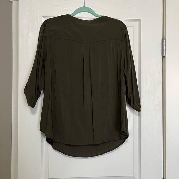 Torrid Olive Green Harper Blouse size 1x - Picture 8 of 9